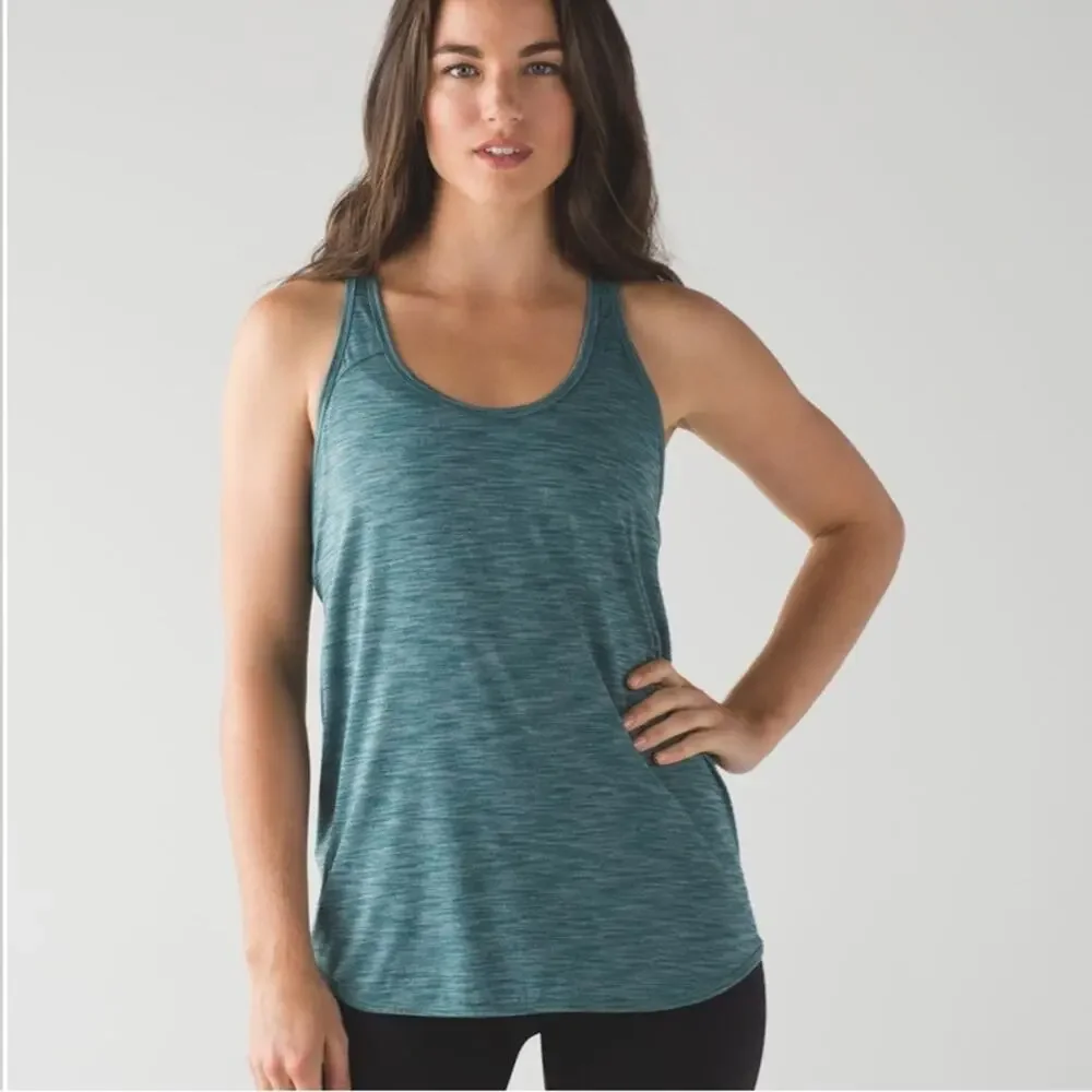 Lululemon Essential Tank in Heathered Deep Green Size‎ S